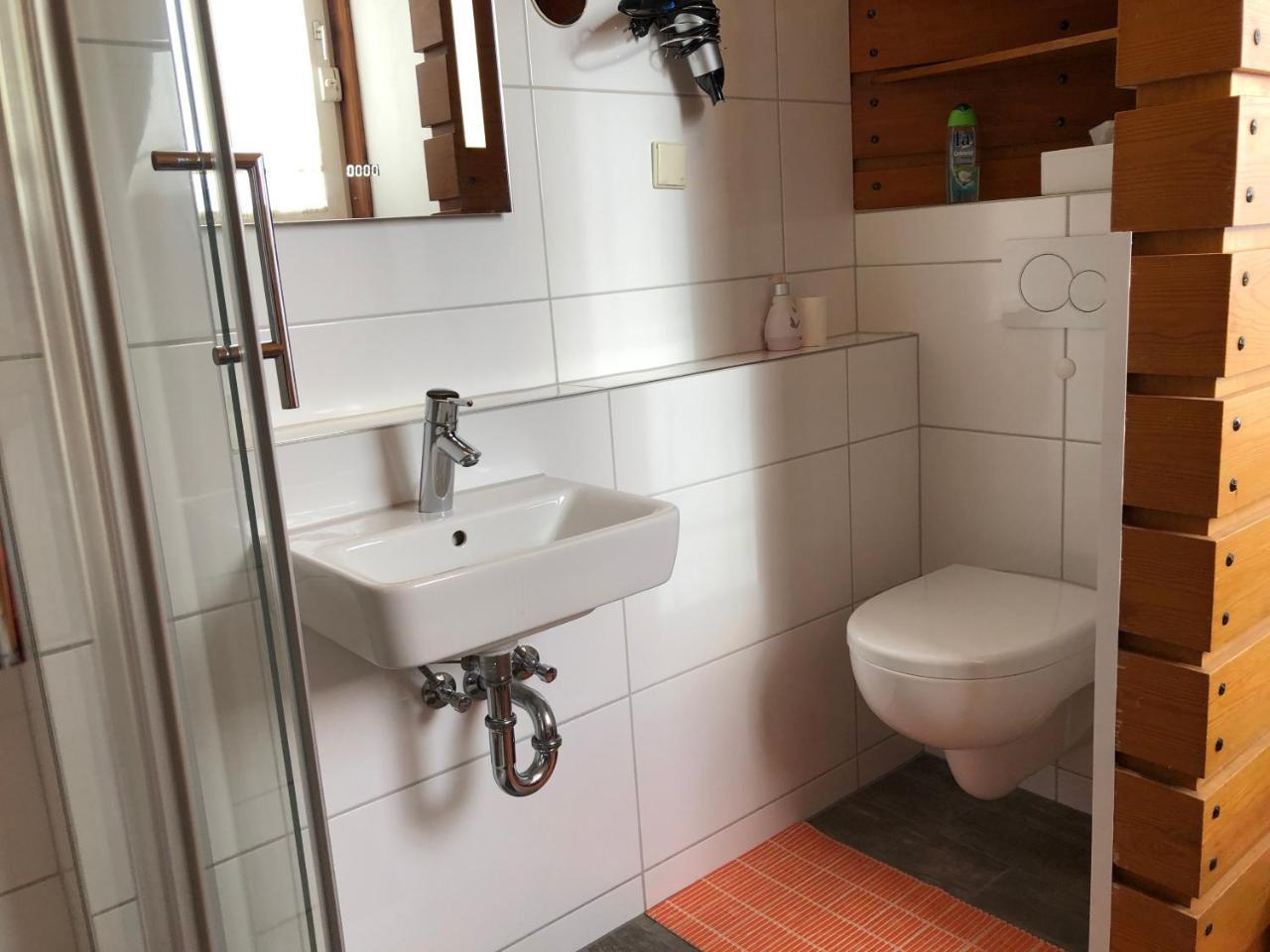 Messezimmer 4U Düsseldorf Dış mekan fotoğraf